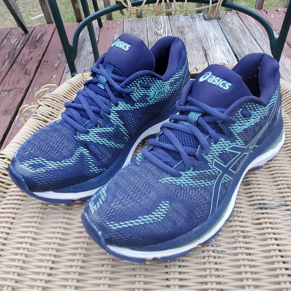 Brooks Gel Nimbus 20 size 7.5